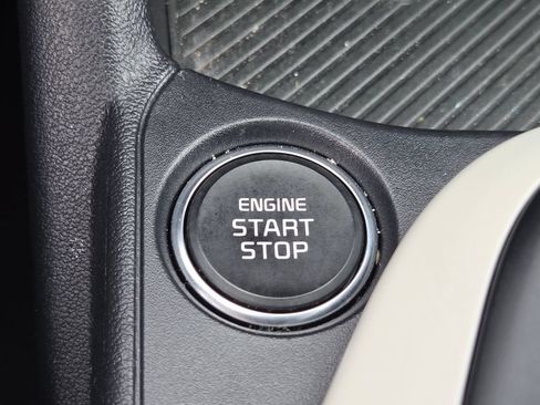 Used 2025 Kia K4 GT-Line FWD image 34