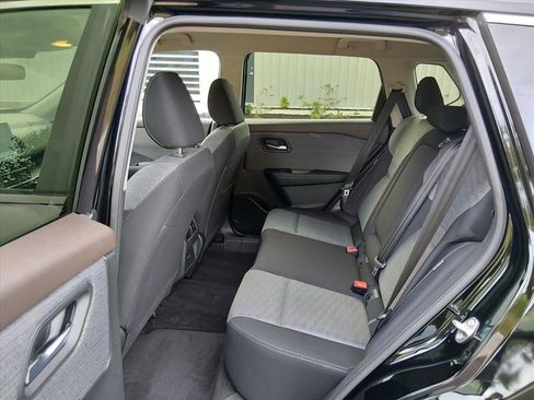 Certified 2023 Nissan Rogue SV FWD image 13