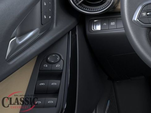 New 2026 Chevrolet Equinox ACTIV w/ Convenience Package III FWD image 24