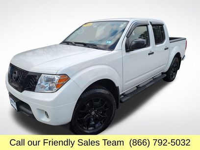 Used 2021 Nissan Frontier SV w/ Midnight Edition Floor Mats