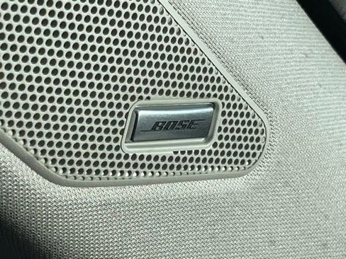 Used 2023 Nissan Rogue SL w/ SL Premium Package image 16