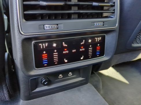 Used 2025 Audi Q7 2.0T Premium Plus w/ Premium Plus Package image 16