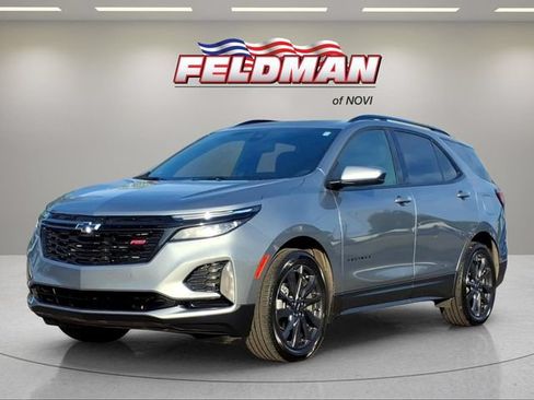 Used 2024 Chevrolet Equinox RS FWD image 1
