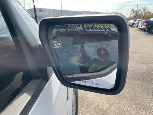 Used 2023 Ford F150 XLT image 36