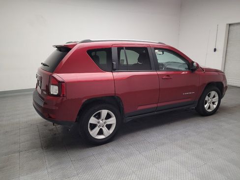 Used 2017 Jeep Compass Latitude AWD/4WD image 10