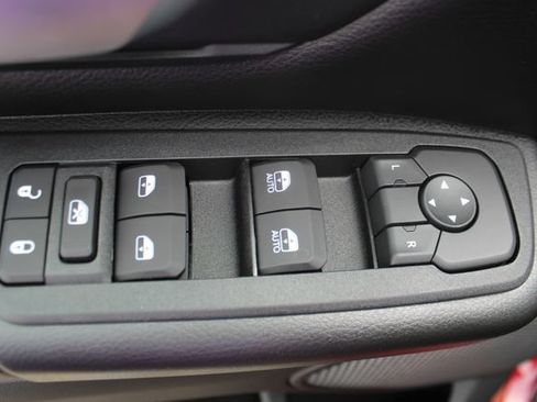 New 2026 RAM 1500 Express AWD/4WD image 15