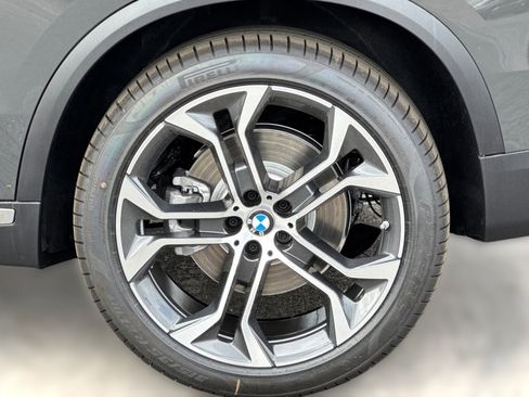 Used 2026 BMW X5 xDrive40i image 11
