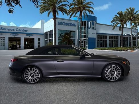 Used 2024 Mercedes-Benz CLE 450 4MATIC Cabriolet image 8