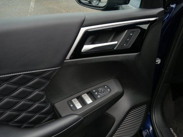 Used 2024 Mitsubishi Outlander SEL Black Edition AWD/4WD image 16