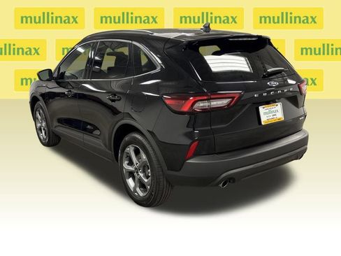 Used 2025 Ford Escape ST-Line Select image 17