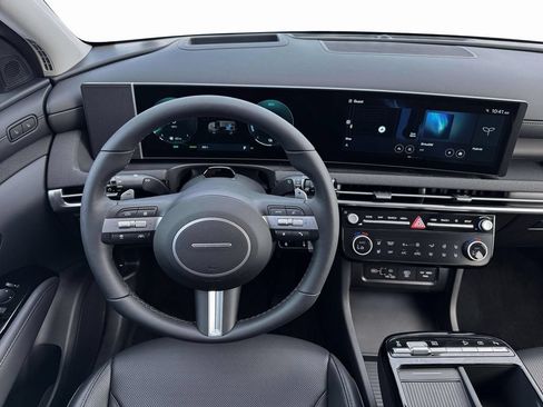 New 2026 Hyundai Tucson Limited AWD/4WD image 17
