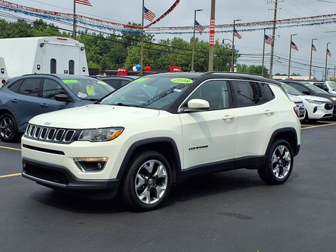 Used 2018 Jeep Compass Limited AWD/4WD image 1