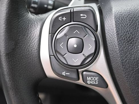 Used 2012 Toyota Camry SE FWD image 17