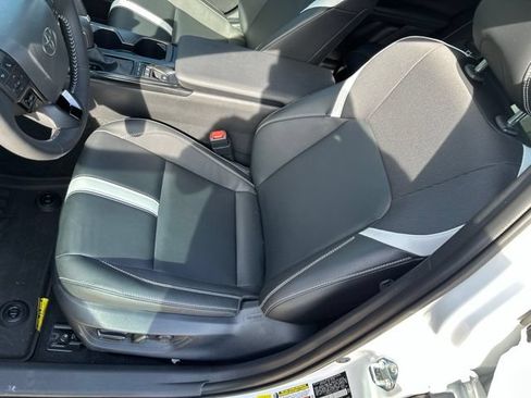 Used 2026 Toyota Camry SE w/ Convenience Package FWD image 10