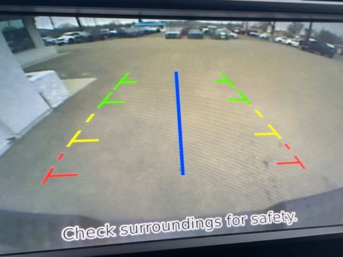 Used 2017 Nissan Titan SL AWD/4WD image 19