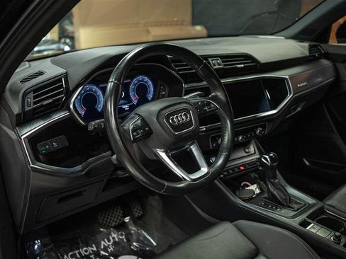 Used 2020 Audi Q3 2.0T Premium Plus w/ Premium Plus Package image 10