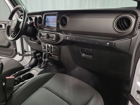 Used 2022 Jeep Wrangler Unlimited Sport AWD/4WD image 32