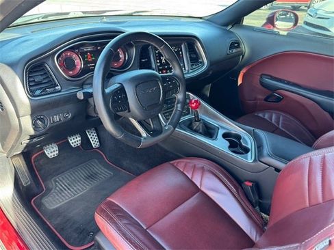 Used 2018 Dodge Challenger SRT Hellcat image 11