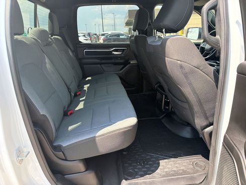 Used 2024 RAM 1500 Big Horn AWD/4WD image 29