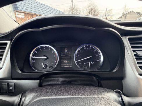 Used 2015 Toyota Highlander XLE image 36