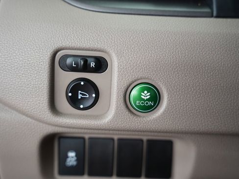 Used 2017 Honda Pilot EX image 47