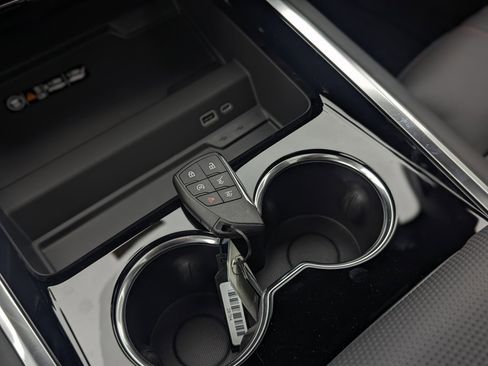 New 2026 Chevrolet Suburban RST w/ Advanced Technology Package image 28