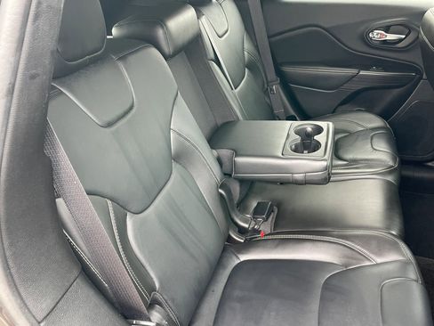 Used 2015 Jeep Cherokee Limited AWD/4WD image 22