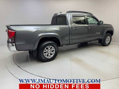 Used 2019 Toyota Tacoma SR5 image 5