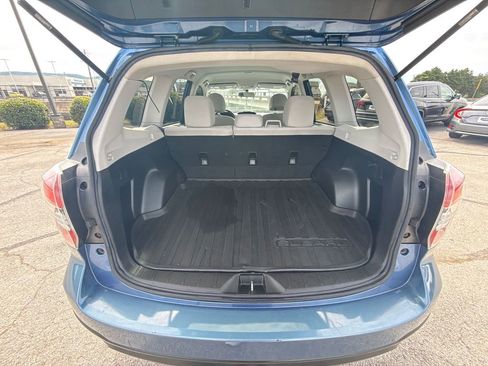 Used 2015 Subaru Forester 2.5i w/ Alloy Wheel Package AWD/4WD image 14