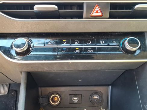 Used 2023 Hyundai Sonata SE image 22