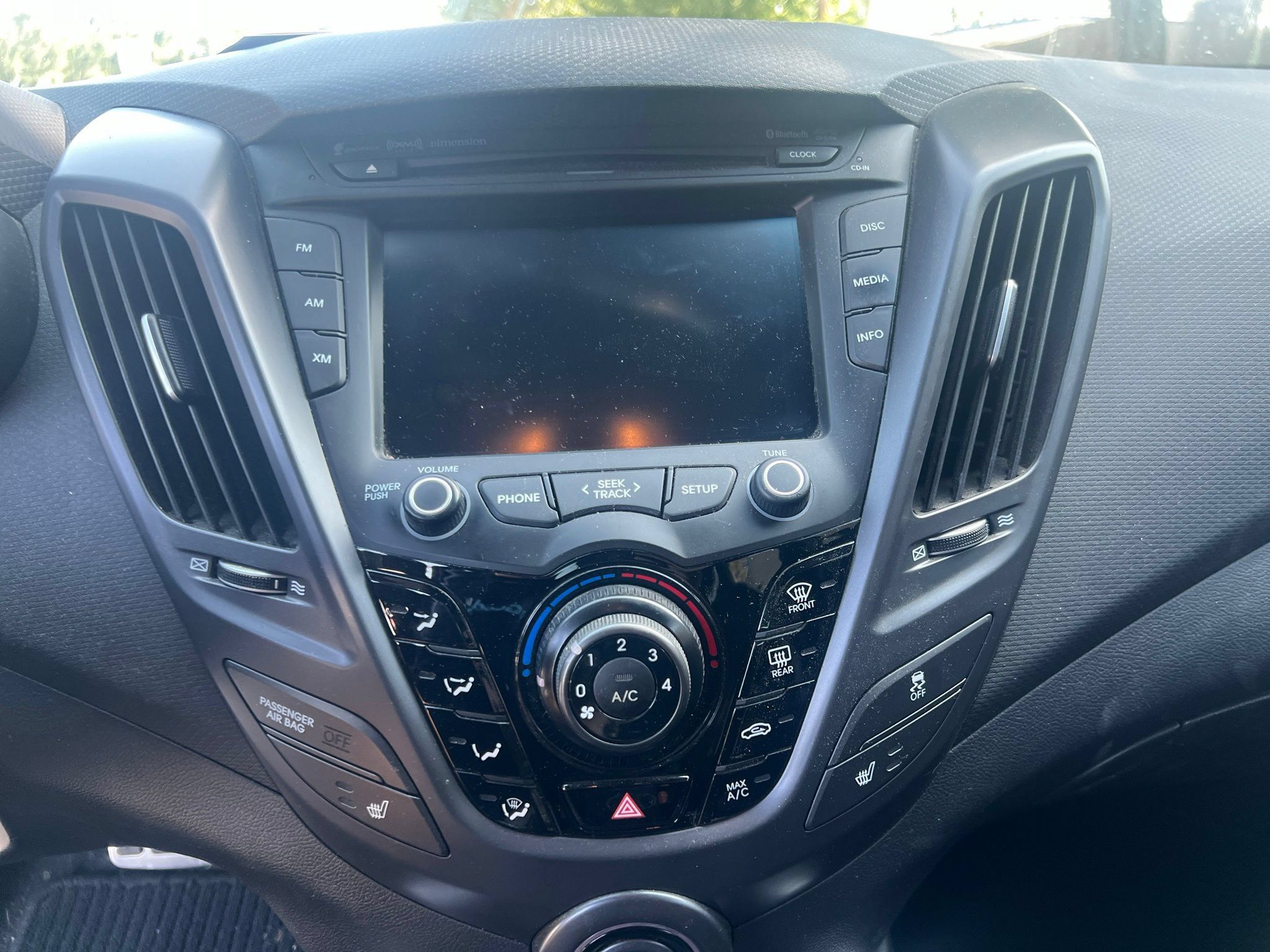 Used 2016 Hyundai Veloster Turbo FWD image 15
