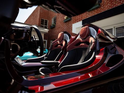Used 2021 McLaren Elva RWD image 37