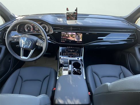 New 2025 Audi Q7 3.0T Premium Plus image 10