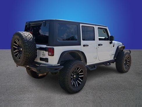 Used 2018 Jeep Wrangler Unlimited Sport AWD/4WD image 4
