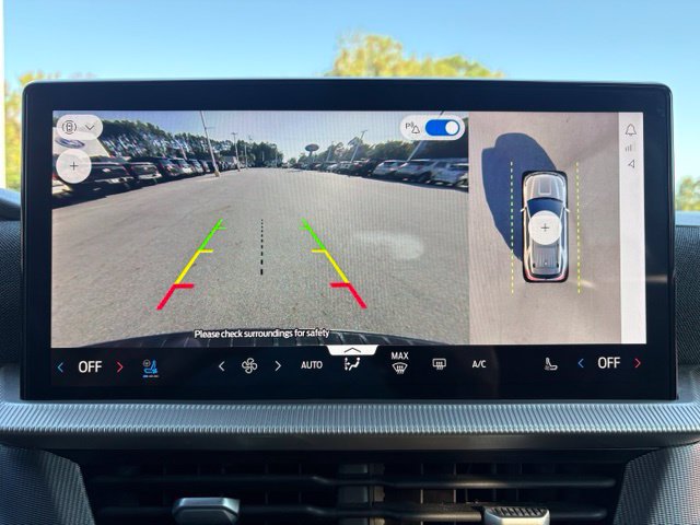 Used 2025 Ford Explorer ST RWD image 19