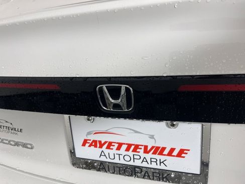 Used 2025 Honda Accord SE image 17