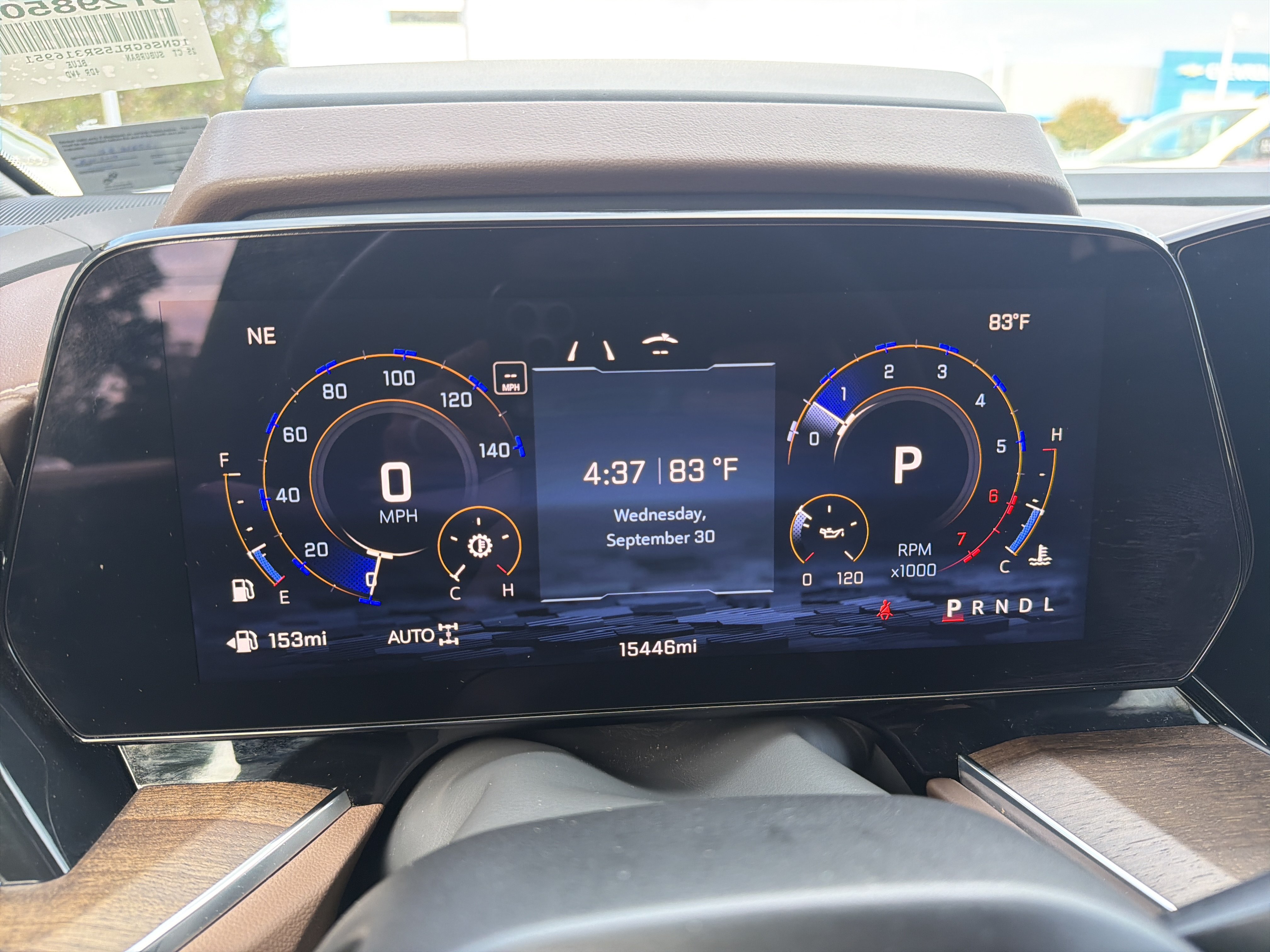 Used 2025 Chevrolet Suburban High Country w/ LPO, Get Active Package AWD/4WD image 21