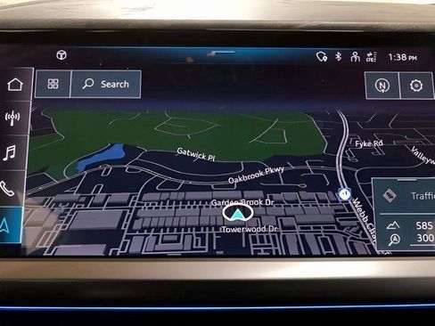 Used 2024 Audi Q4 e-tron Prestige image 47