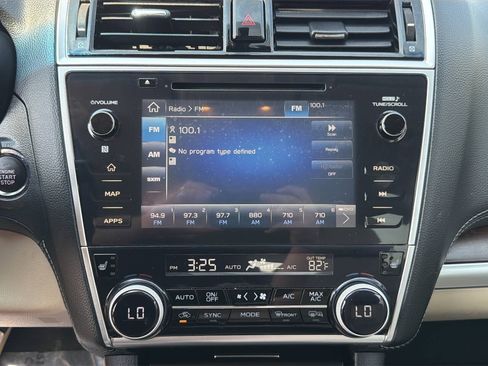 Used 2018 Subaru Outback 2.5i Limited AWD/4WD image 31