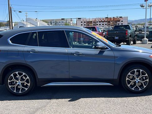 Used 2020 BMW X1 xDrive28i w/ Convenience Package AWD/4WD image 4