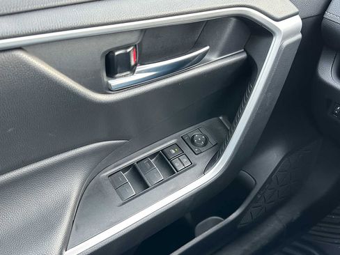 Used 2024 Toyota RAV4 XLE image 32