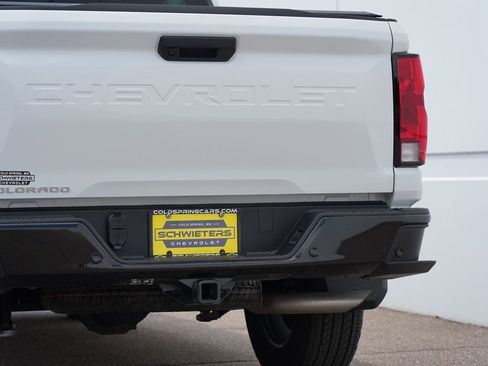 Certified 2026 Chevrolet Colorado W/T w/ Advanced Trailering Package AWD/4WD image 11