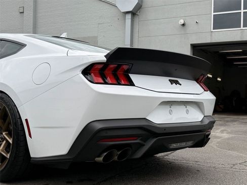 Used 2025 Ford Mustang GT Premium w/ GT Performance Package RWD image 8