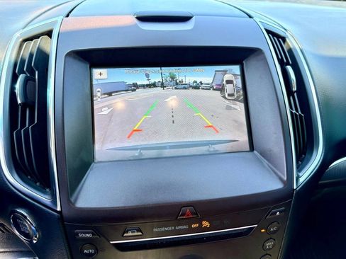 Used 2019 Ford Edge Titanium w/ Equipment Group 301A AWD/4WD image 14