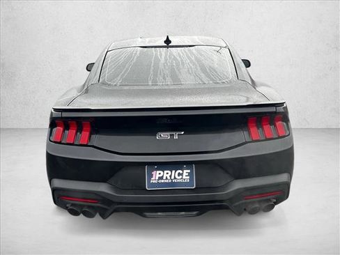 Used 2024 Ford Mustang GT Premium image 6