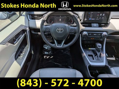Used 2024 Toyota RAV4 XLE Premium FWD image 20