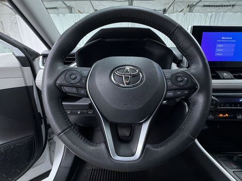 Certified 2023 Toyota RAV4 XLE w/ Convenience Package AWD/4WD image 17
