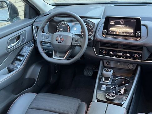 New 2026 Nissan Rogue SV image 12