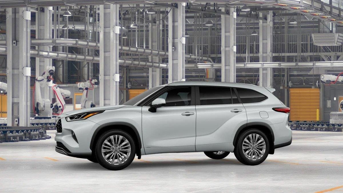 New 2026 Toyota Highlander Platinum AWD/4WD image 5
