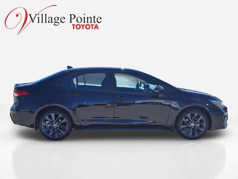 Used 2026 Toyota Corolla SE FWD image 6
